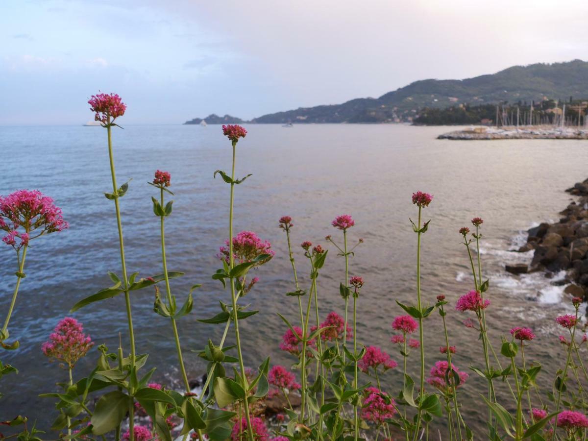 Giramondo Rapallo Exterior foto